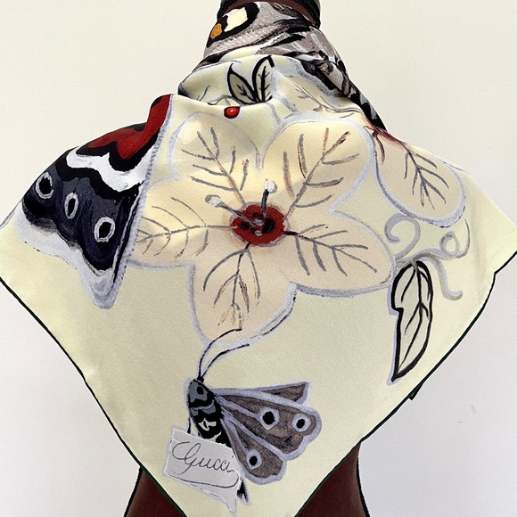 New Gucci Scarf Logo Kris Knight Butterfly Flora Silk Wrap with Gucci Gift Box - Picture 6 of 14